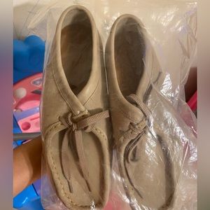 Never worn clanks for sale